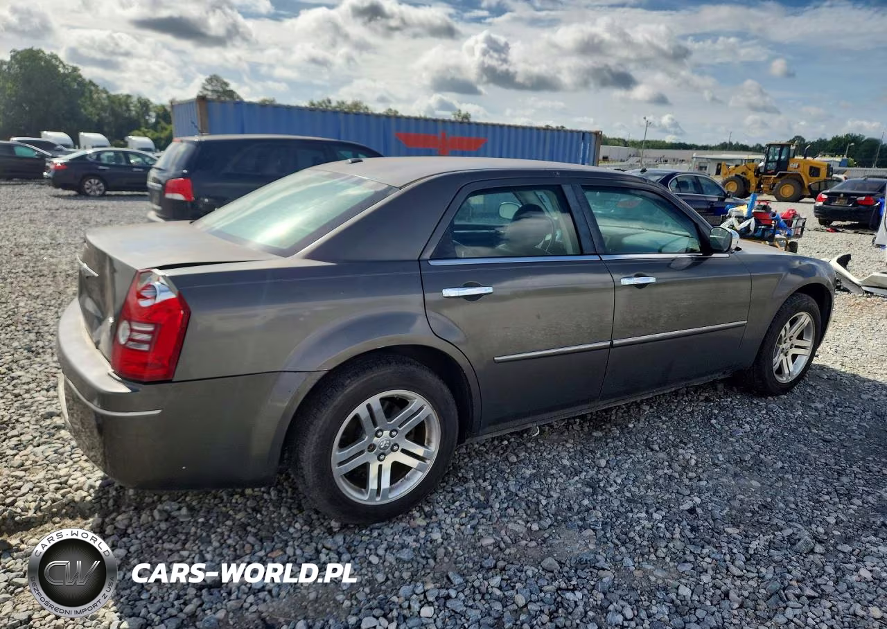 2010 Chrysler 300 Touring VIN:2C3CA5CV9AH206501 - 3