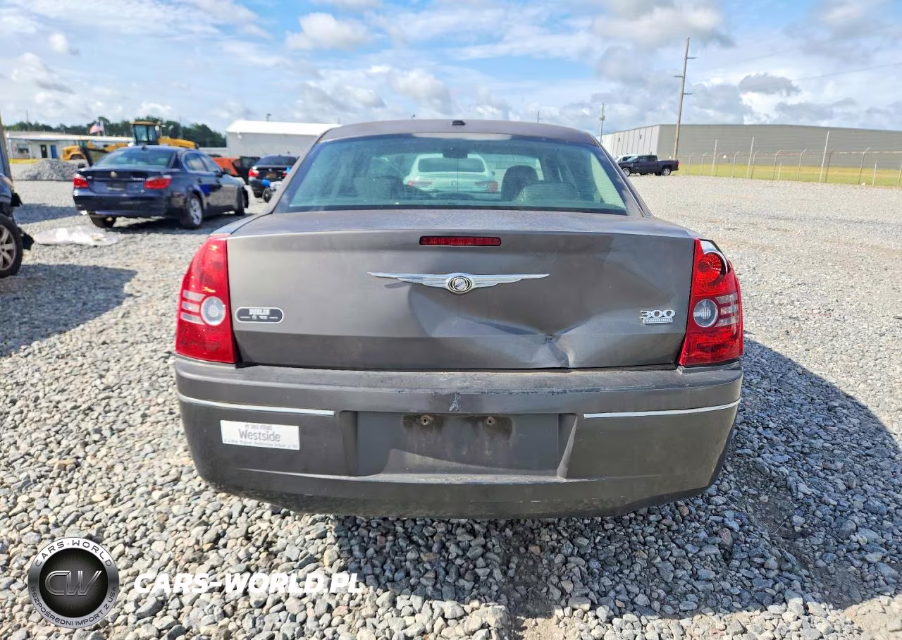 2010 Chrysler 300 Touring VIN:2C3CA5CV9AH206501 - 6
