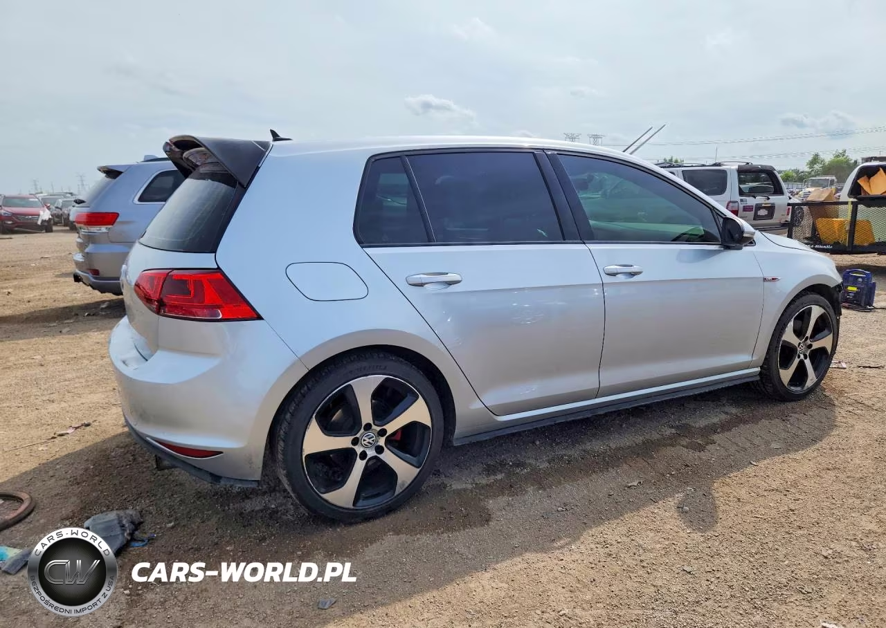 2015 Volkswagen Gti VIN:3VW5T7AU3FM085717 - 3