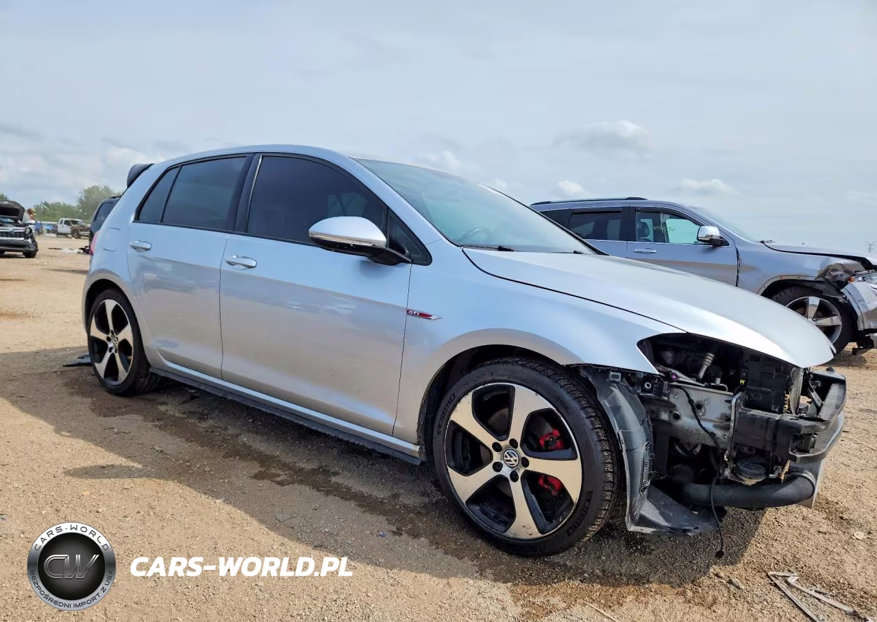 2015 Volkswagen Gti VIN:3VW5T7AU3FM085717 - 4