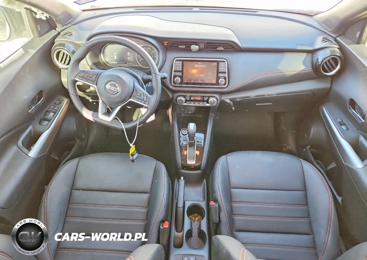 2018 Nissan Kicks Sr VIN:3N1CP5CU5JL536681 - 8
