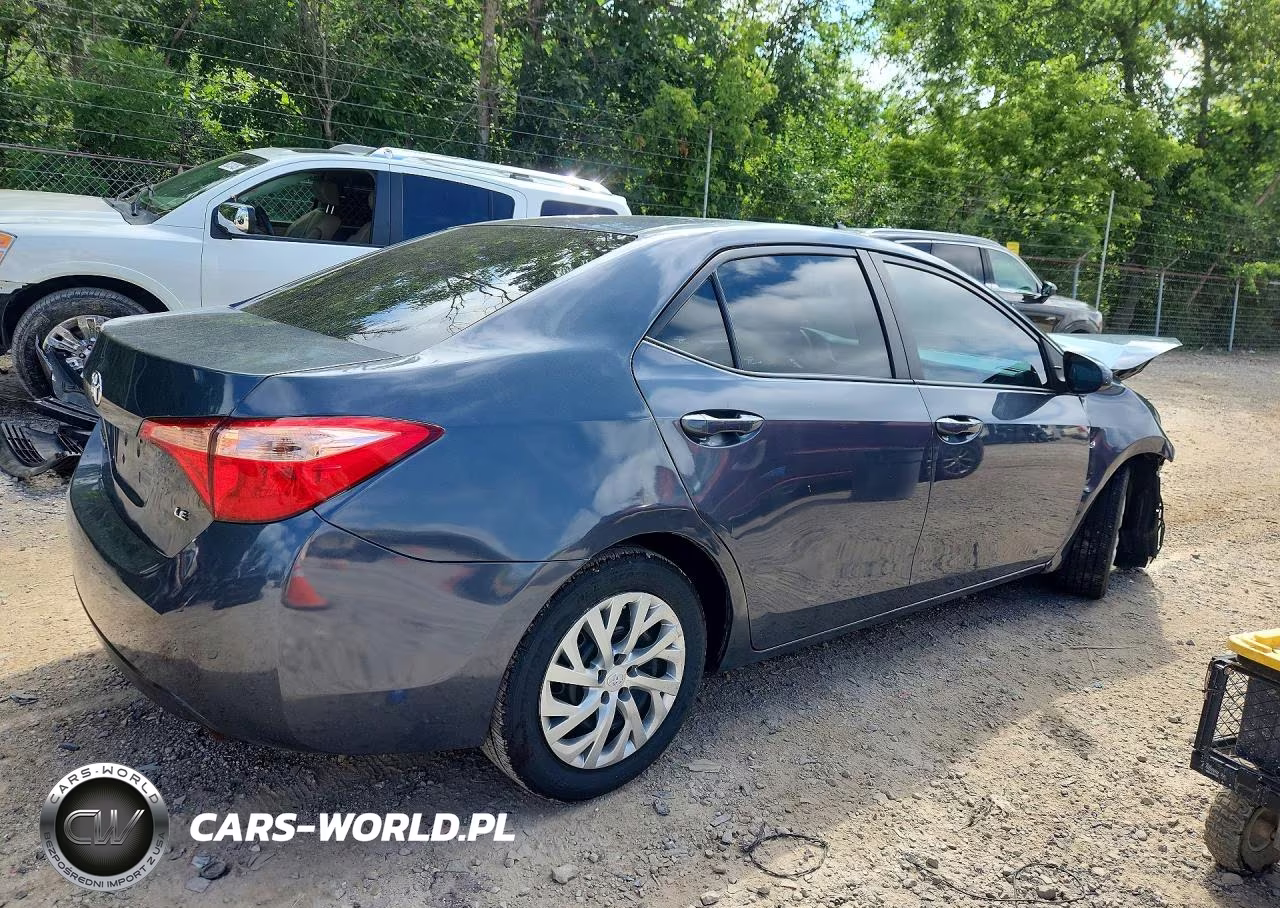 2019 Toyota Corolla Le VIN:2T1BURHE4KC185406 - 3