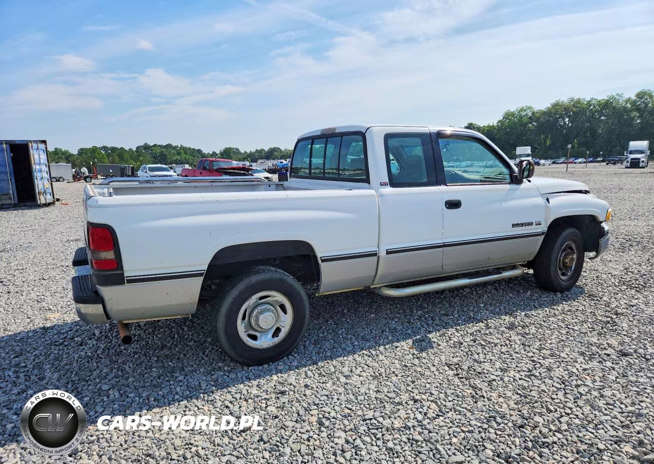 1996 Dodge Ram 2500 VIN:1B7KC23Z3TJ143917 - 3