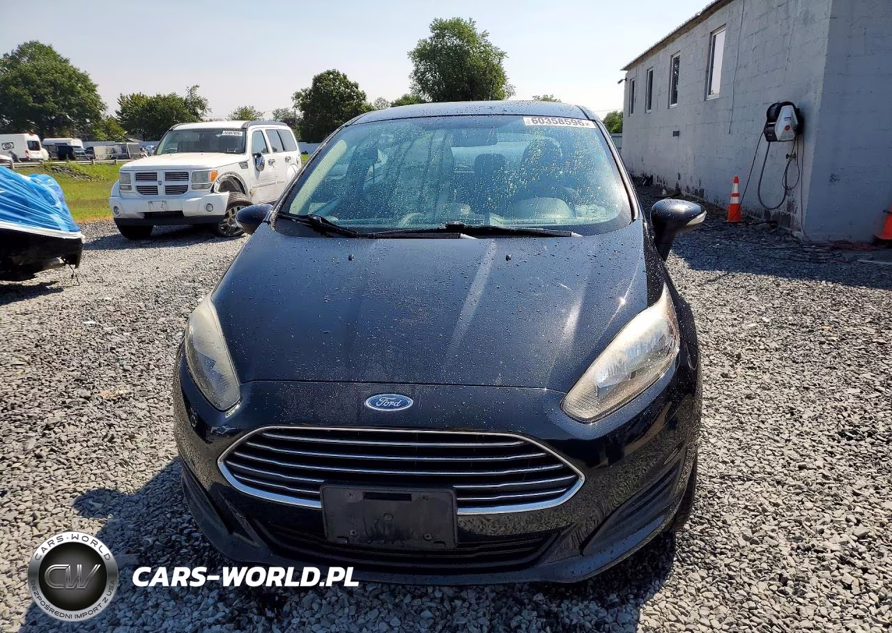 2015 Ford Fiesta Se VIN:3FADP4EJ9FM166440 - 5