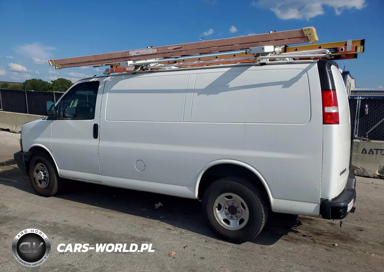 2020 Chevrolet Express G2500 VIN:1GCWGAFP7L1191513 - 2