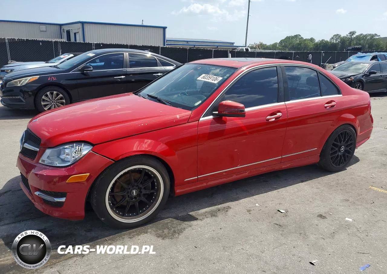 2013 Mercedes-Benz C 250