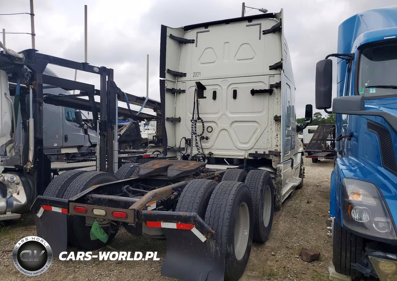 2019 Freightliner Cascadia Trucks VIN:3AKJGLDV4KSKL6088 - 3