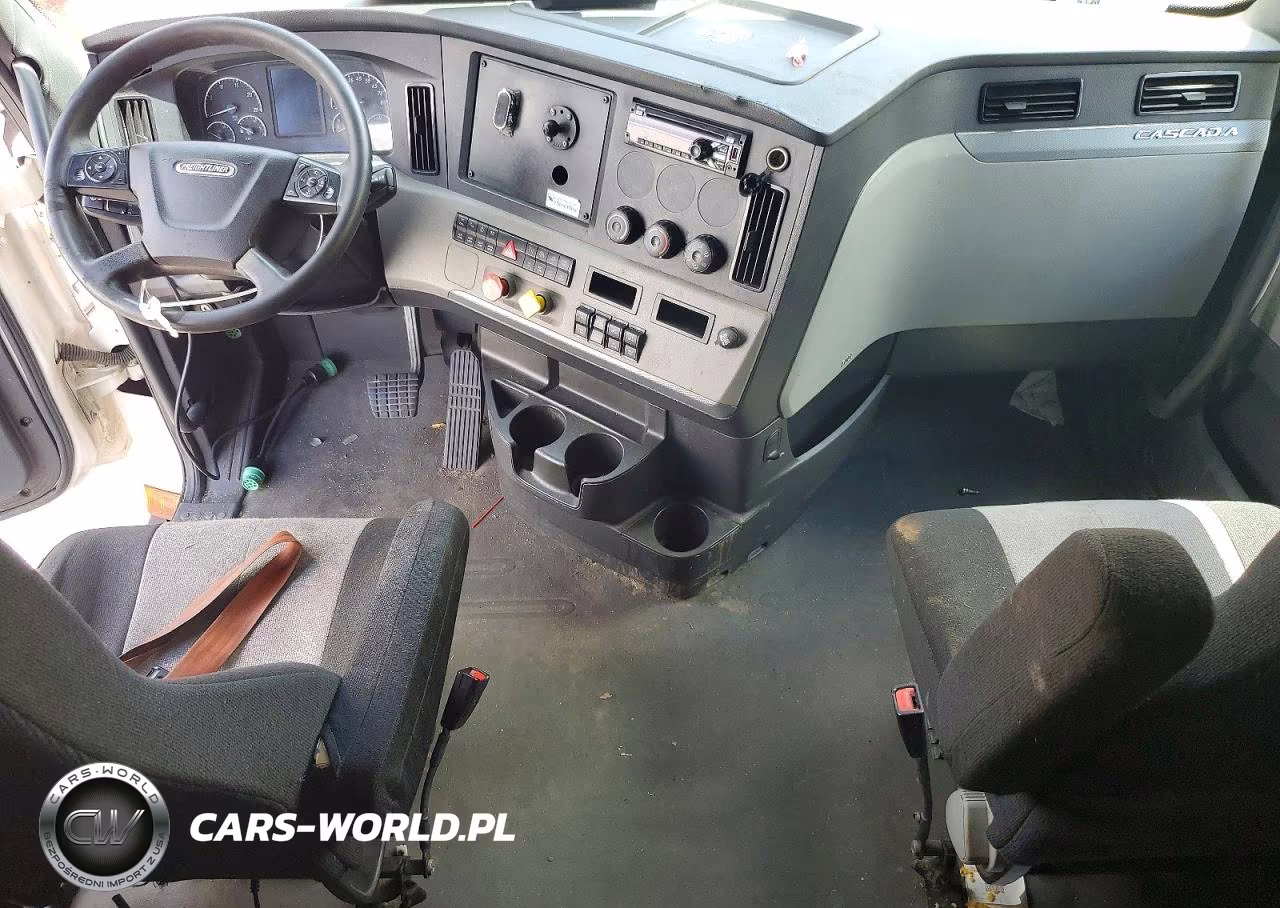 2018 Freightliner Cascadia 126 Trucks VIN:1FUJHHDR8KLKE3680 - 8
