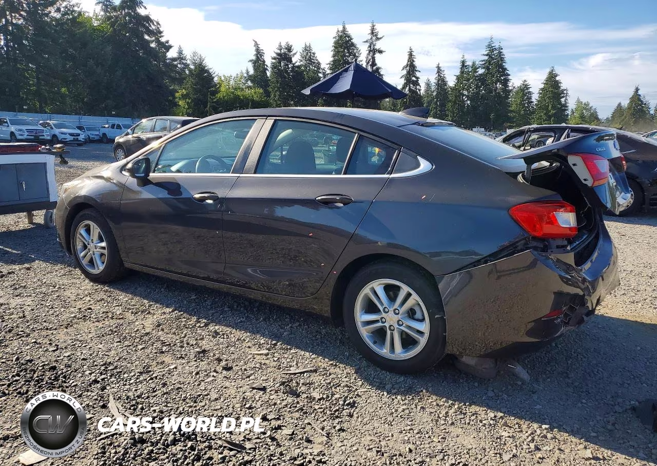2017 Chevrolet Cruze Lt VIN:1G1BE5SM7H7105122 - 2