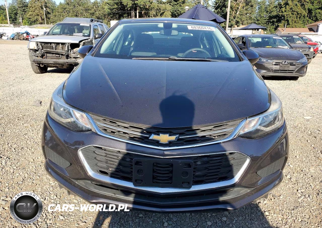 2017 Chevrolet Cruze Lt VIN:1G1BE5SM7H7105122 - 5