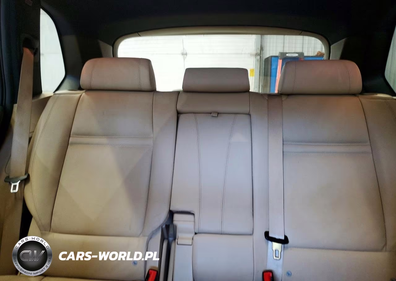 2011 BMW X5 xDrive50I VIN:5UXZV8C56BL419825 - 10