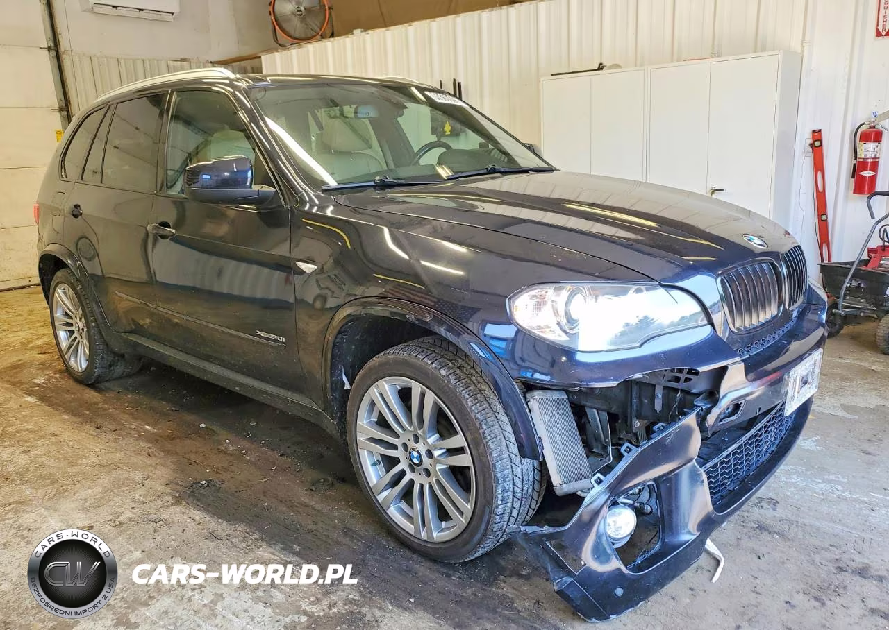 2011 BMW X5 xDrive50I VIN:5UXZV8C56BL419825 - 4