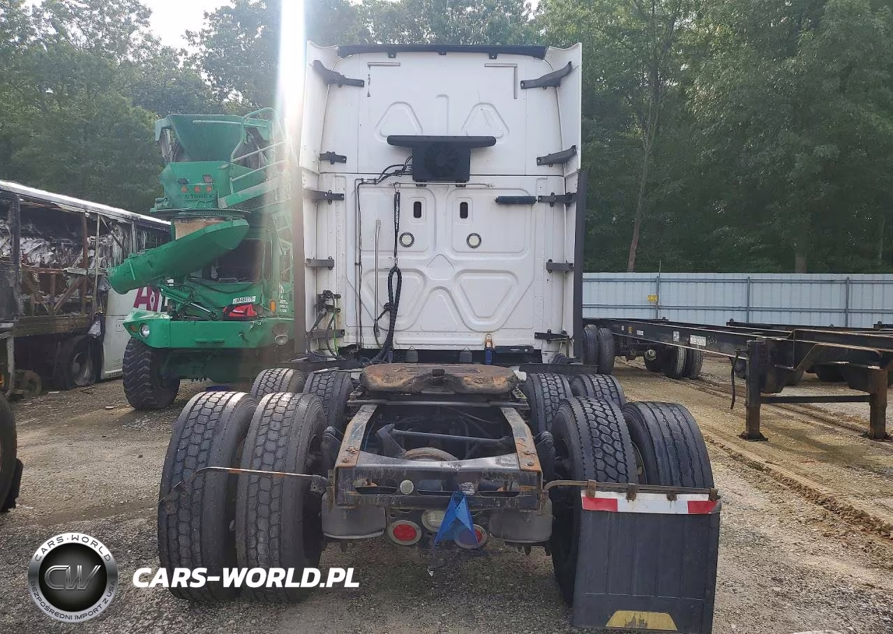 2018 Freightliner Cascadia VIN:3AKJHHDR8JSJW7711 - 6