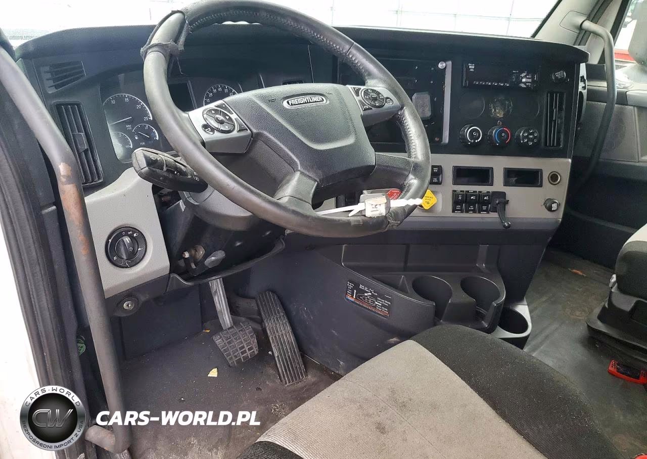 2018 Freightliner Cascadia VIN:3AKJHHDR8JSJW7711 - 8