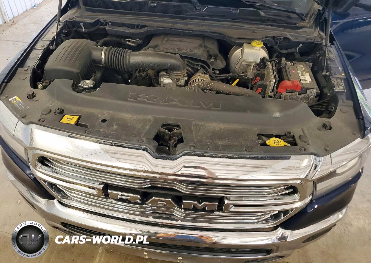 2019 Ram 1500 Laramie VIN:1C6SRFJT3KN677907 - 11