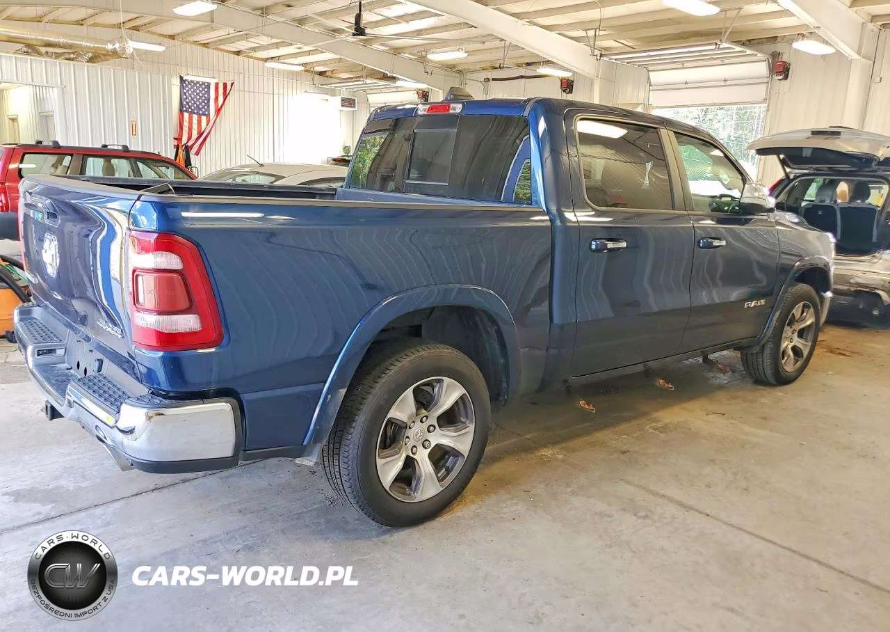 2019 Ram 1500 Laramie VIN:1C6SRFJT3KN677907 - 3