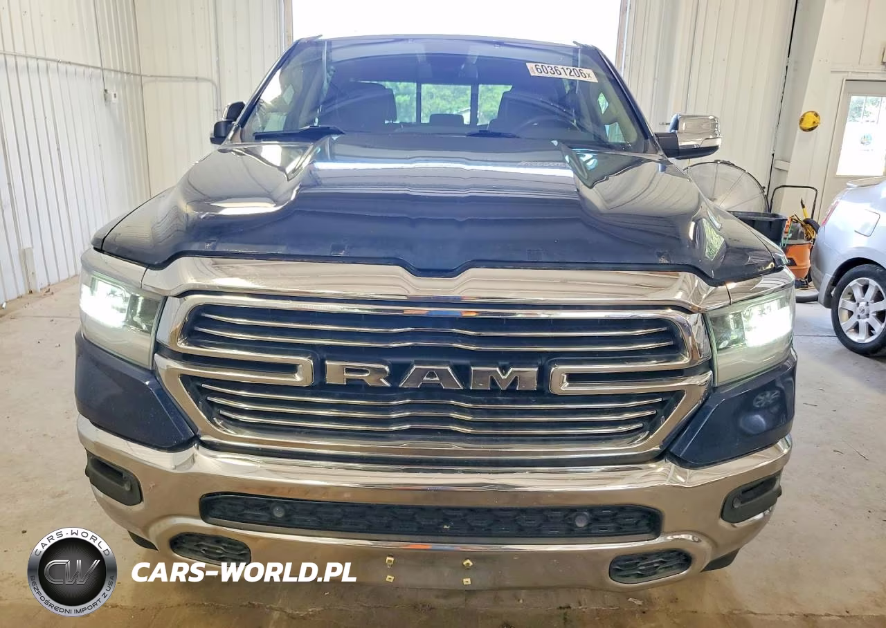 2019 Ram 1500 Laramie VIN:1C6SRFJT3KN677907 - 5