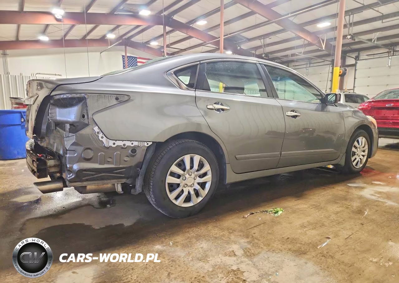 2015 Nissan Altima 2.5 S VIN:1N4AL3AP1FC185391 - 3
