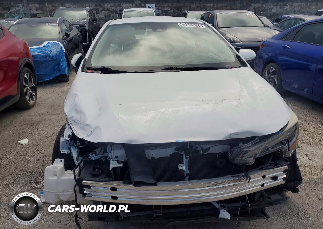 2021 Toyota Corolla Le VIN:JTDEAMDE3MJ024034 - 5