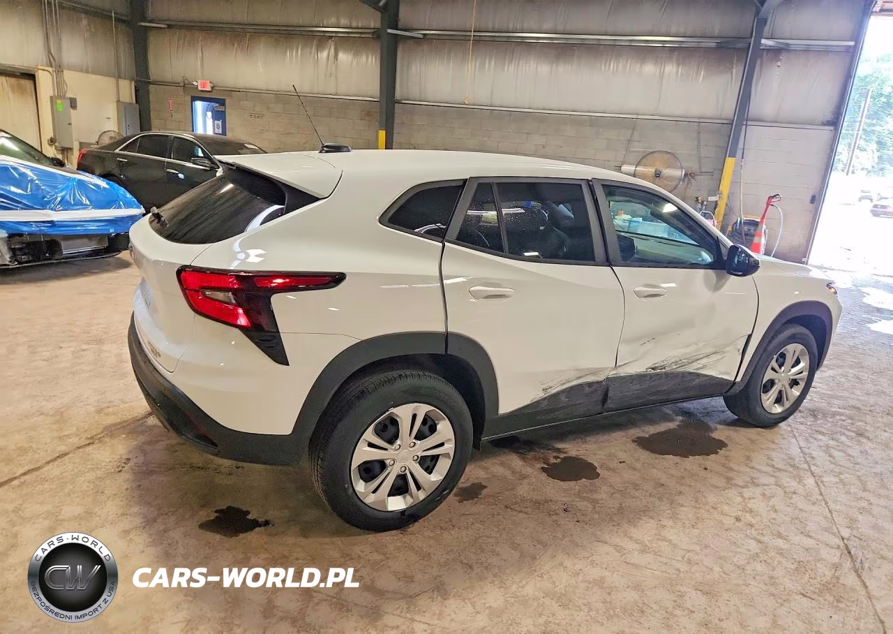 2026 Chevrolet Trax Ls VIN:KL77LFEP5TC092110 - 3