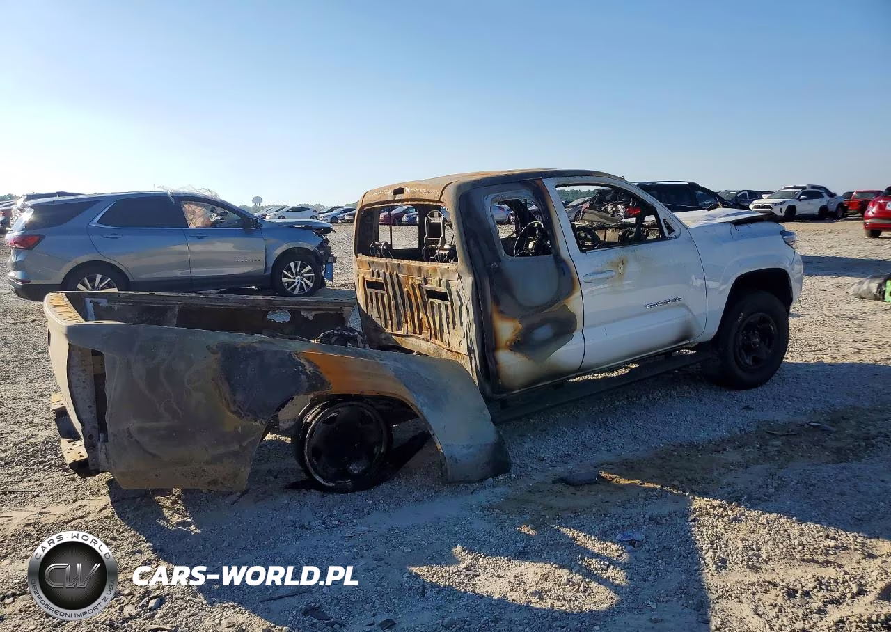 2017 Toyota Tacoma Sr5 VIN:5TFRX5GN4HX092072 - 3