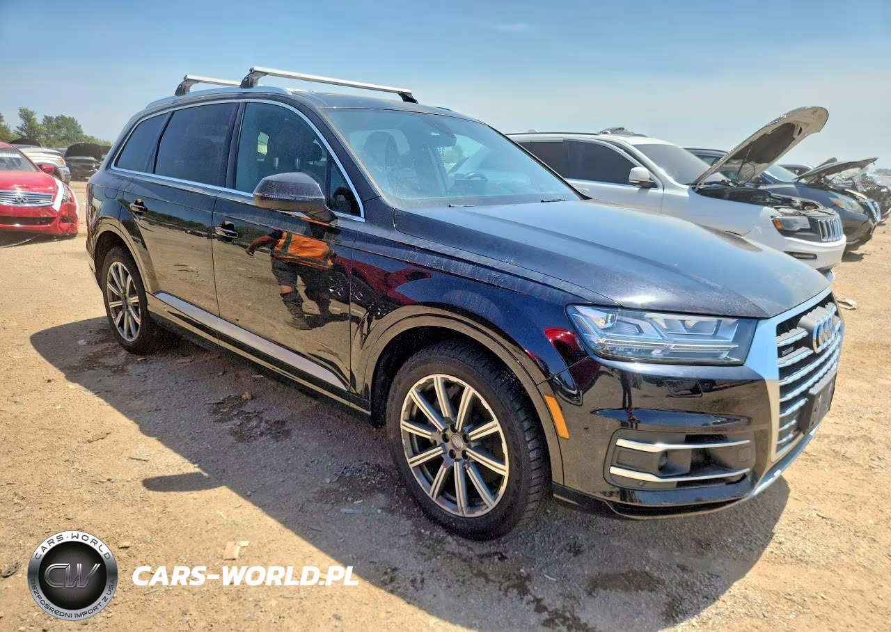2017 Audi Q7 Prestige VIN:WA1VAAF72HD034193 - 4