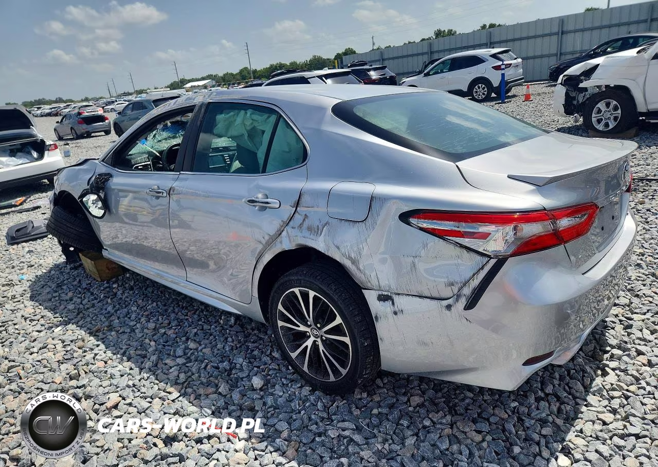 2018 Toyota Camry Se VIN:4T1B11HK4JU597631 - 2
