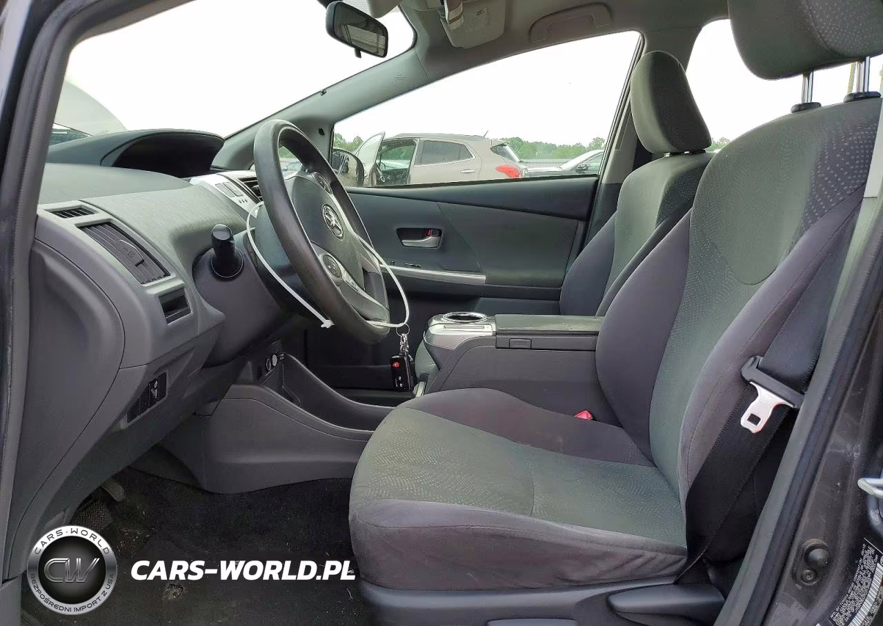 2012 Toyota Prius V Two VIN:JTDZN3EU7C3138806 - 7