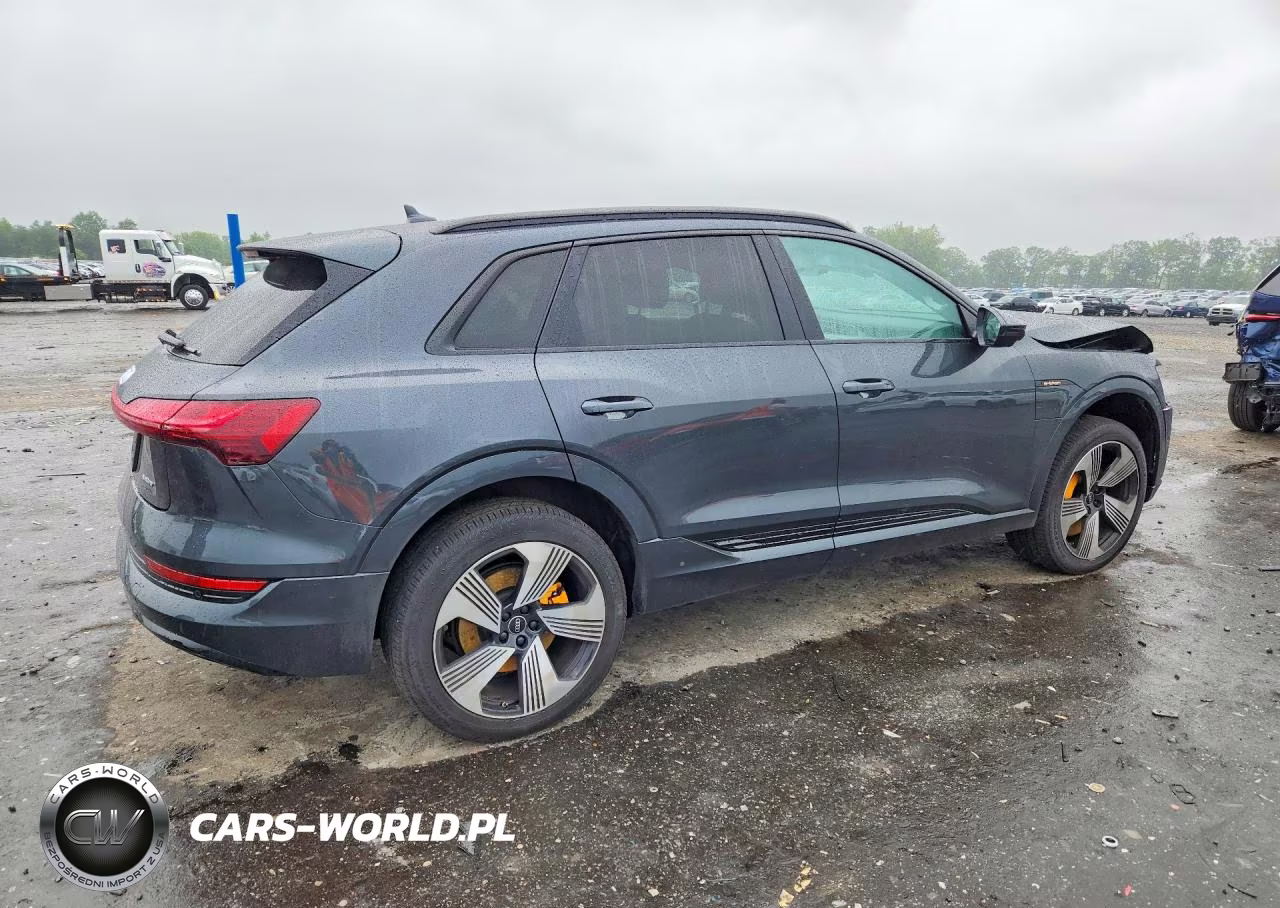 2022 Audi E-Tron Premium Plus VIN:WA1LAAGEXNB005293 - 3
