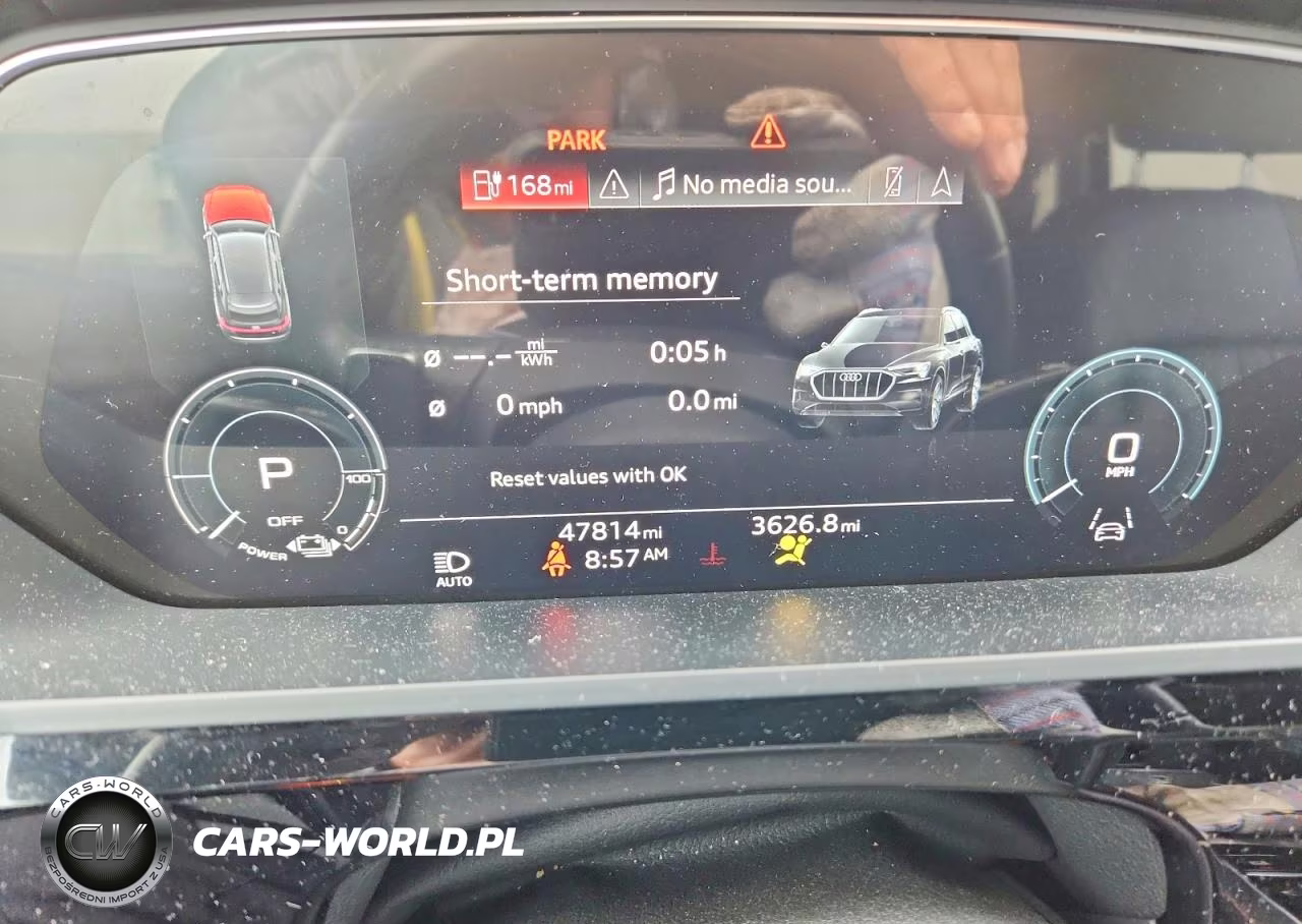 2022 Audi E-Tron Premium Plus VIN:WA1LAAGEXNB005293 - 9