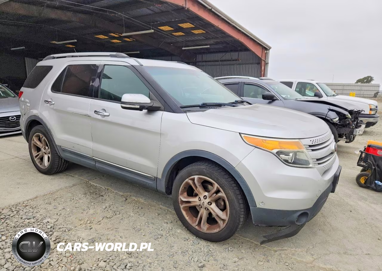 2012 Ford Explorer VIN:1FMHK8F89CGA94475 - 4