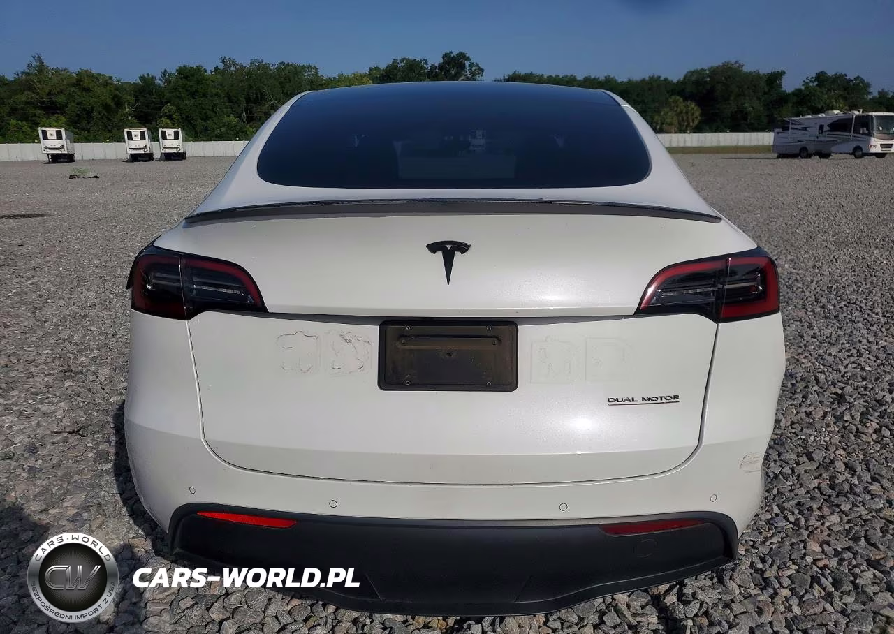 2022 Tesla Model Y VIN:7SAYGDEF0NF539958 - 6