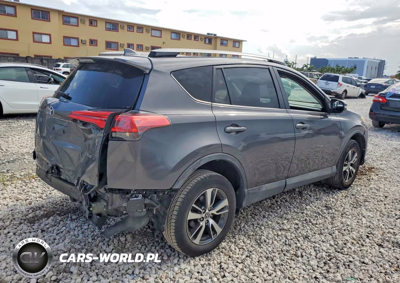 2018 Toyota Rav4 Xle VIN:2T3WFREV8JW511728 - 3
