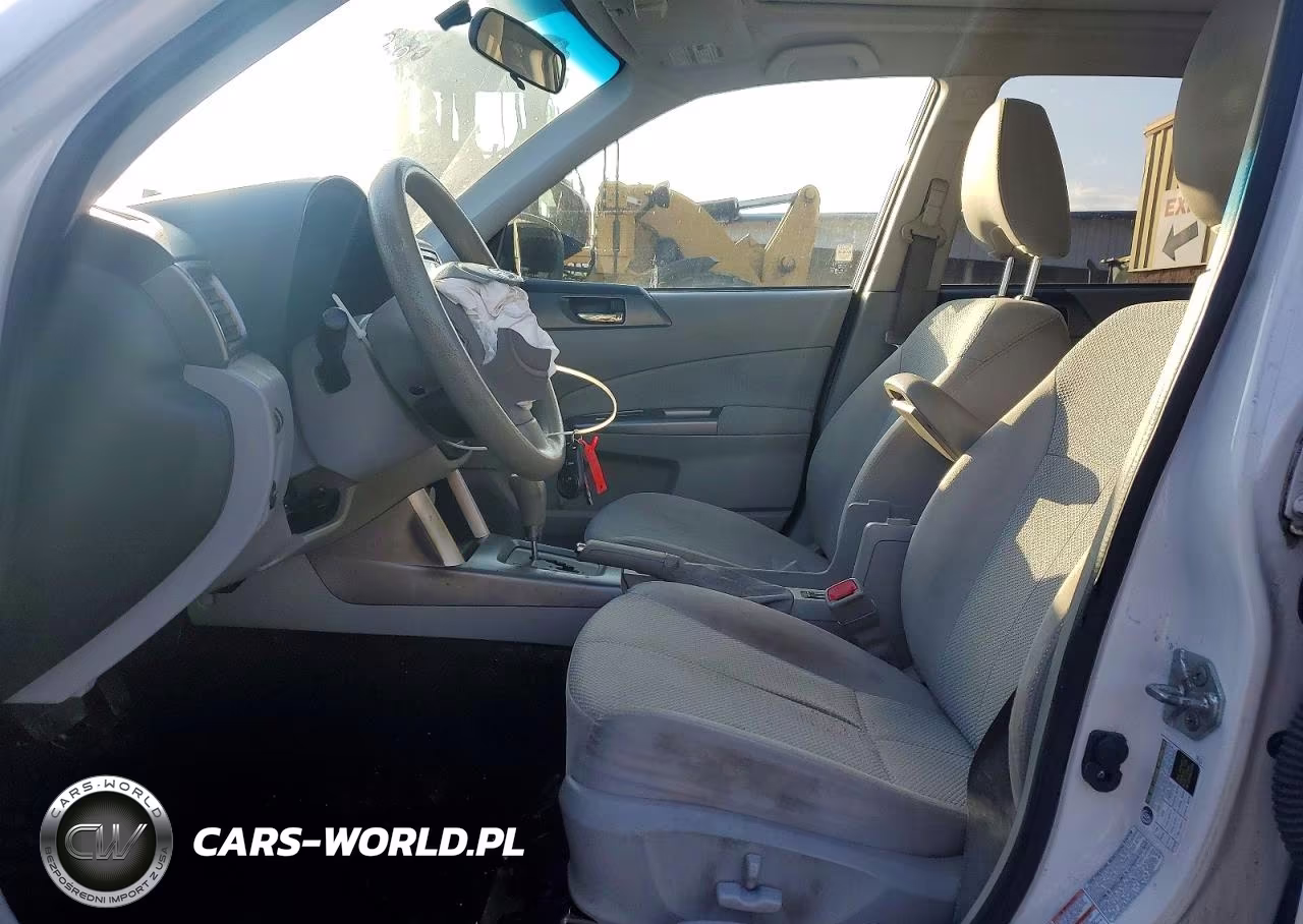 2011 Subaru Forester 2.5X Premium VIN:JF2SHADC2BH744846 - 7