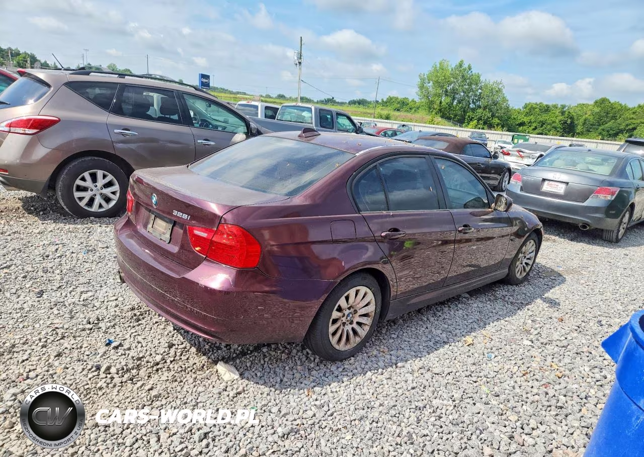 2009 BMW 328 I VIN:WBAPH77539NM28921 - 3