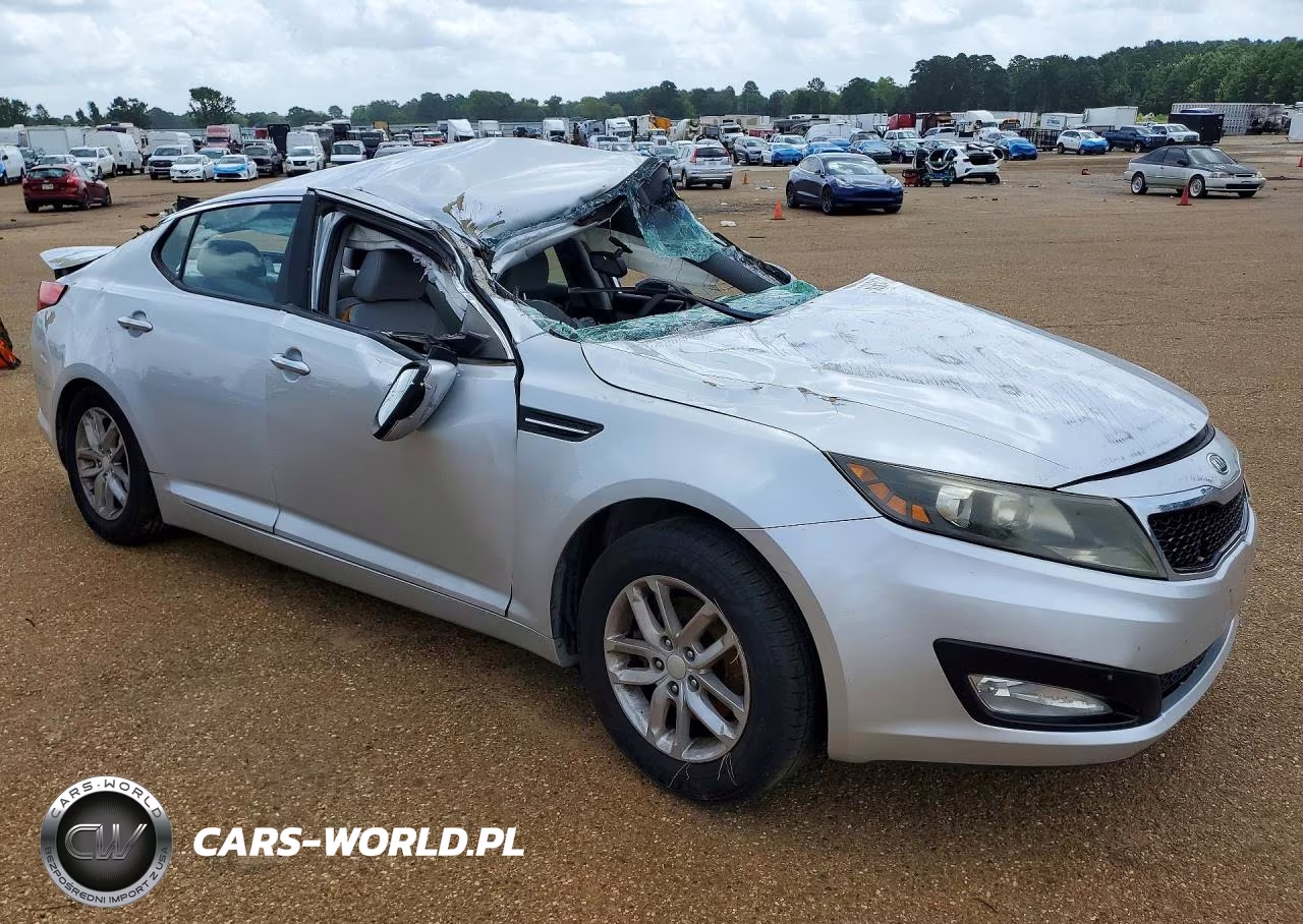 2012 Kia Optima Lx VIN:5XXGM4A75CG022097 - 4