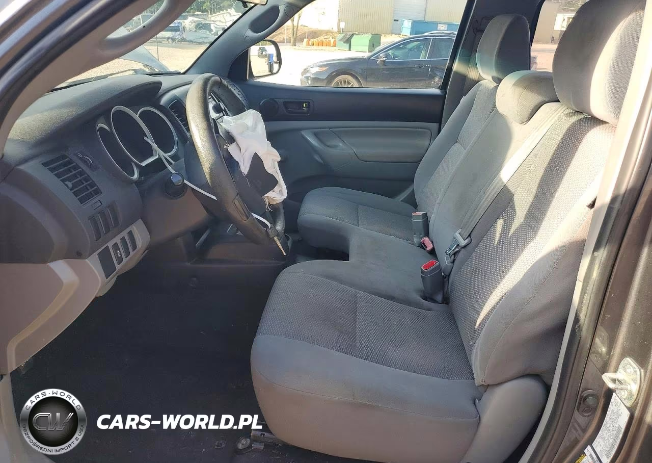 2012 Toyota Tacoma VIN:5TFNX4CNXCX014953 - 7