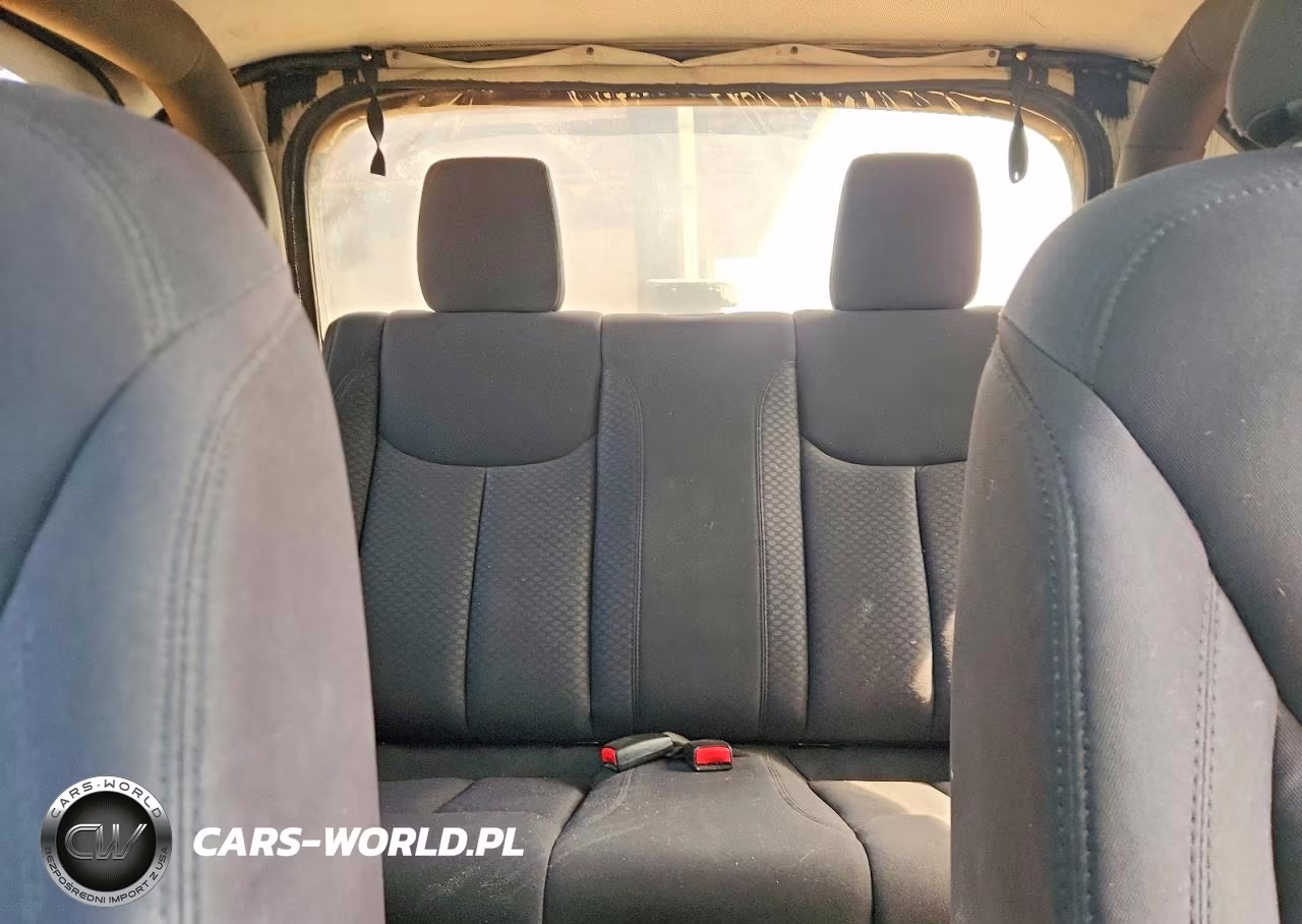 2013 Jeep Wrangler Sport VIN:1C4AJWAG3DL606087 - 10