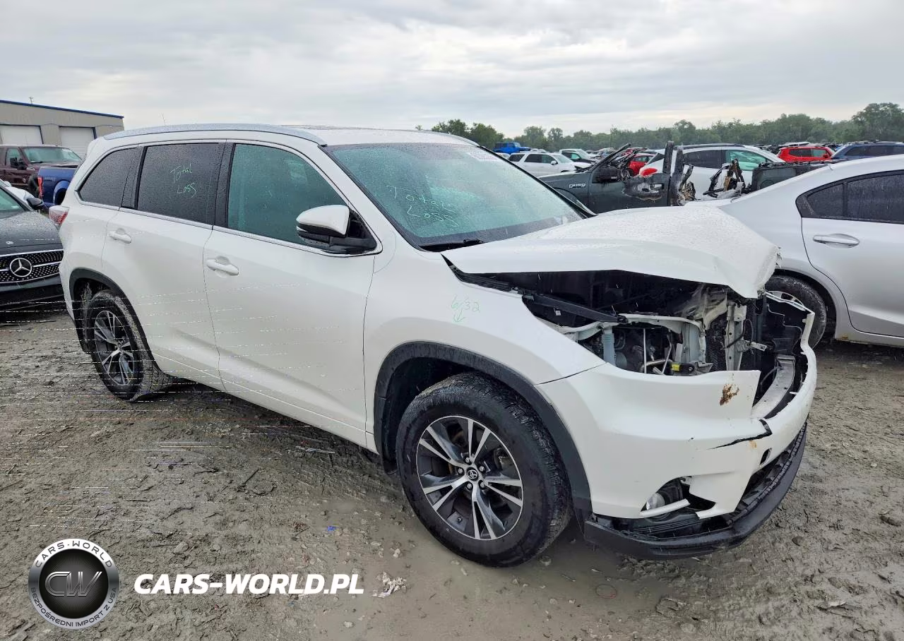 2016 Toyota Highlander Xle VIN:5TDJKRFH5GS344849 - 4