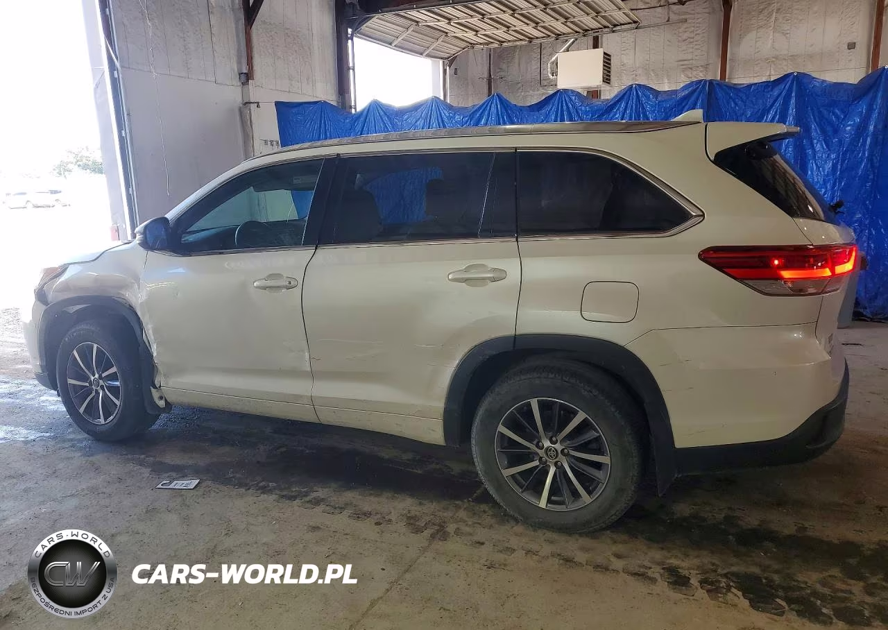 2017 Toyota Highlander Xle VIN:5TDJZRFH8HS517891 - 2