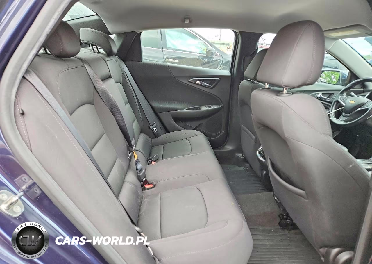 2017 Chevrolet Malibu Lt VIN:1G1ZE5ST1HF246666 - 10