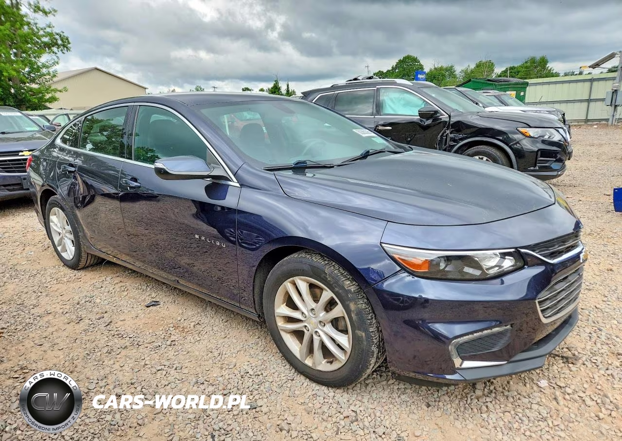 2017 Chevrolet Malibu Lt VIN:1G1ZE5ST1HF246666 - 4