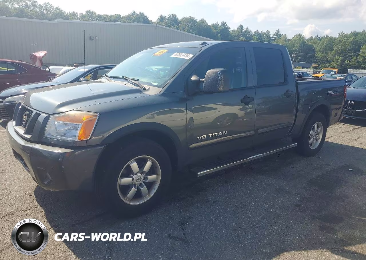 2012 Nissan Titan Sv