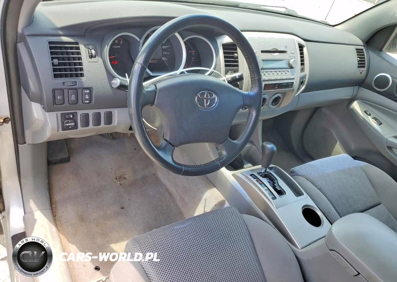 2005 Toyota Tacoma Access Cab VIN:5TEUU42N15Z143925 - 8