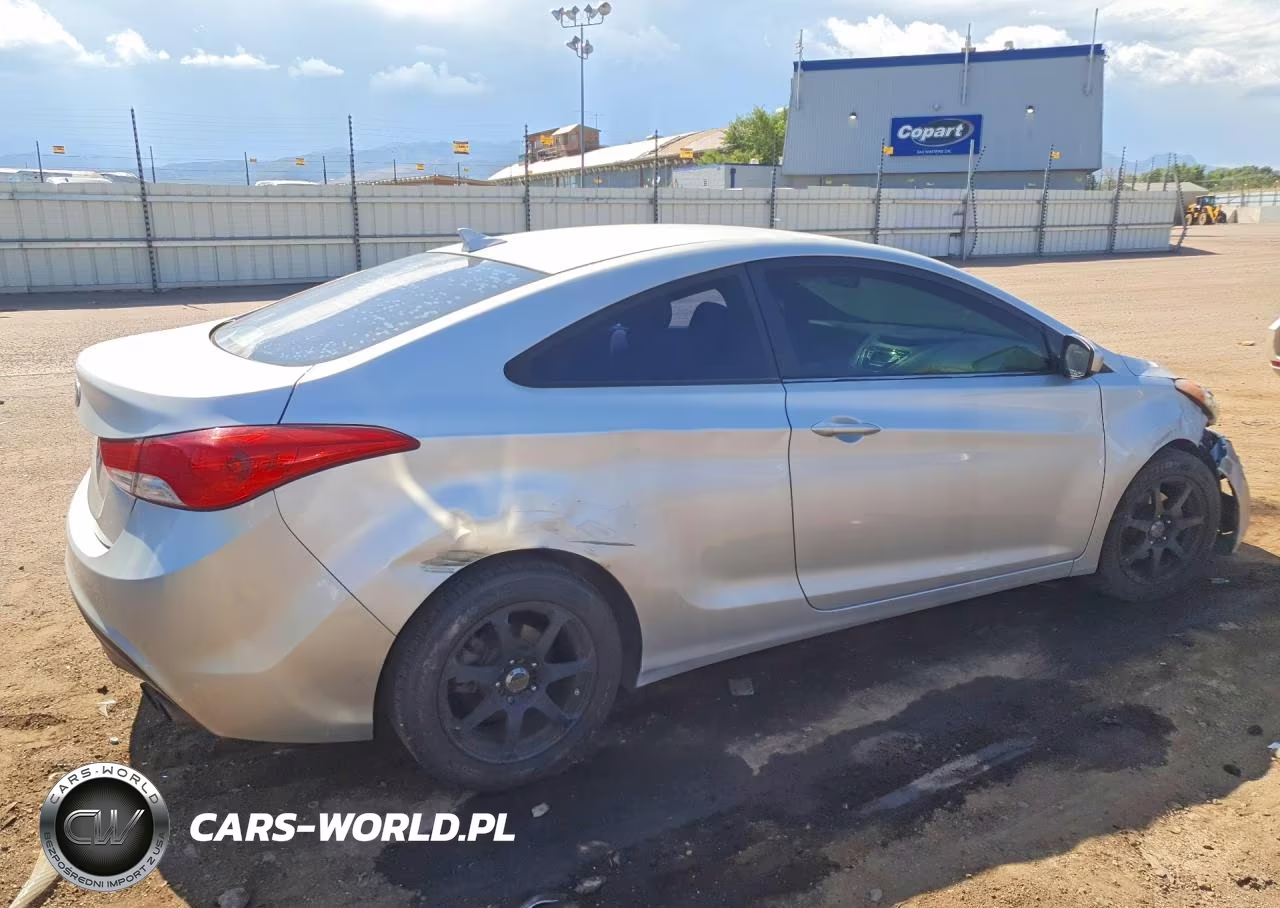 2013 Hyundai Elantra Coupe Gs VIN:KMHDH6AE8DU003598 - 3