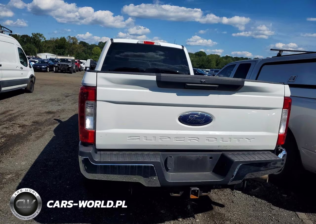 2019 Ford F250 Super Duty VIN:1FTBF2B60KEG62672 - 6