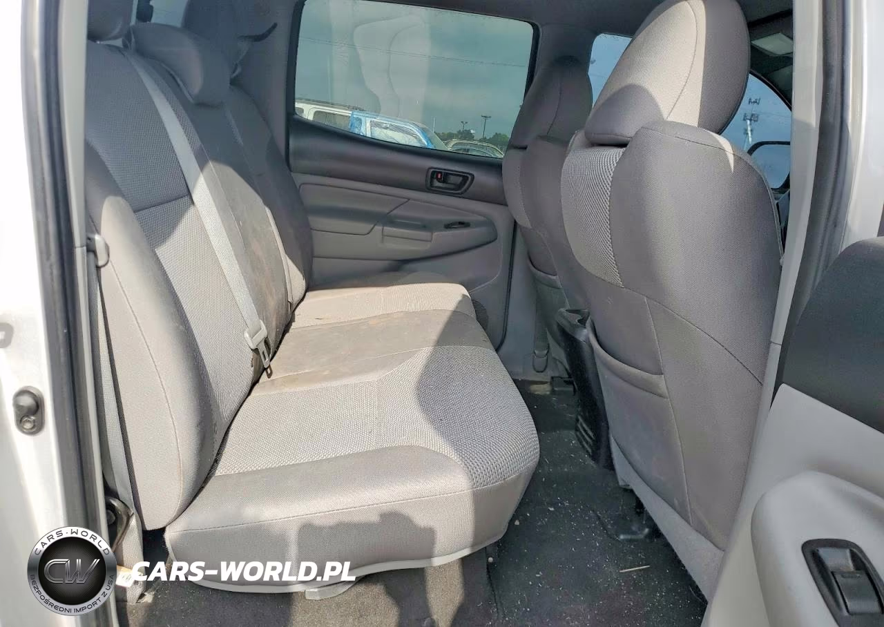 2012 Toyota Tacoma Double Cab VIN:3TMLU4EN1CM082254 - 10
