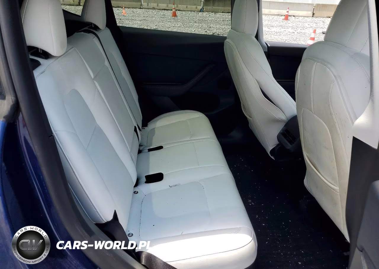 2022 Tesla Model Y VIN:7SAYGDEE4NF532132 - 11