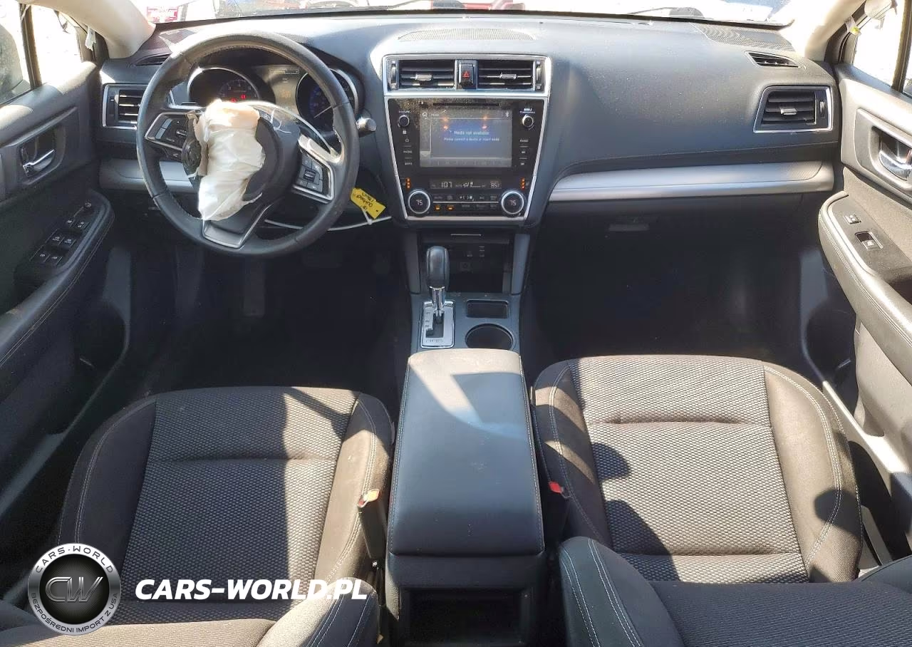 2018 Subaru Outback 2.5I Premium VIN:4S4BSAFC4J3215032 - 8