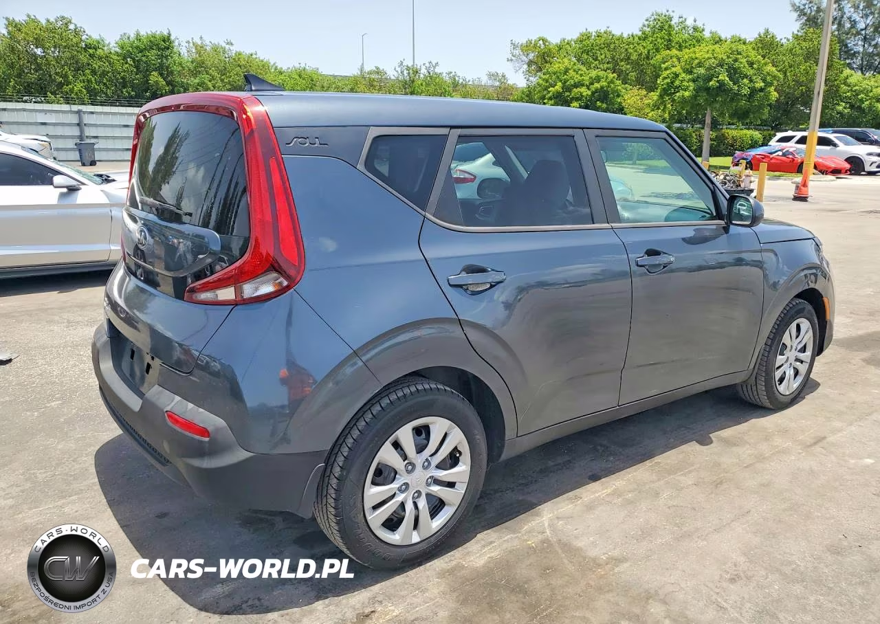 2020 Kia Soul Lx VIN:KNDJ23AU8L7010613 - 3
